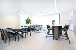 Spacious Modern 3BR by HolyGuest